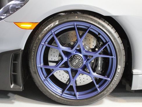 Certified 2025 Porsche 718 Cayman GT4 RS w/ Weissach Package image 11