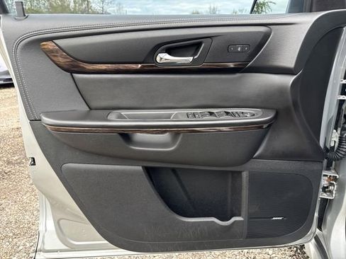 Used 2015 GMC Acadia Denali AWD/4WD image 21