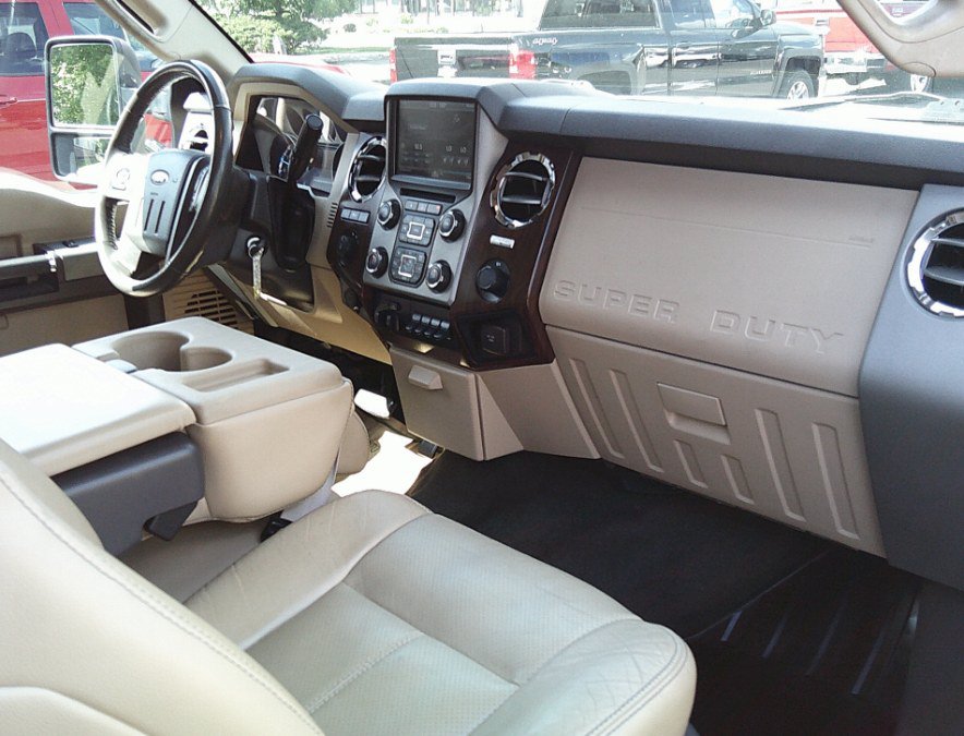 Used 2014 Ford F350 Lariat w/ Lariat Interior Package AWD/4WD image 23