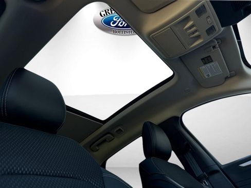 New 2025 Ford Escape SE image 17