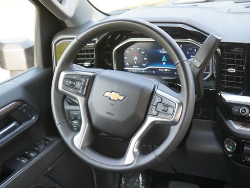 Used 2024 Chevrolet Silverado 3500 LT w/ Convenience Package AWD/4WD image 14