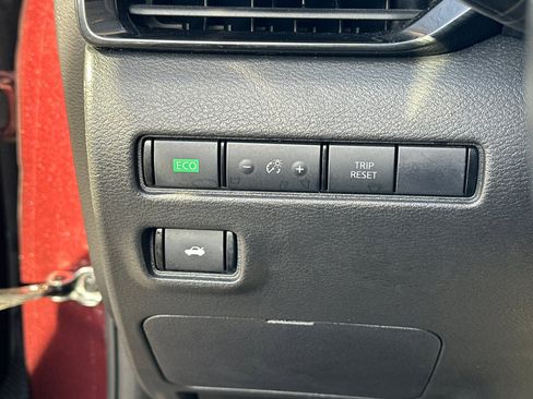 Used 2024 Nissan Sentra SV w/ All-Weather Package image 31