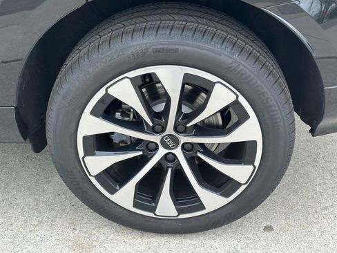 New 2026 Audi Q3 quattro 2.0T AWD/4WD image 4