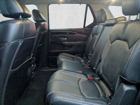 Used 2023 Honda Pilot Touring image 21