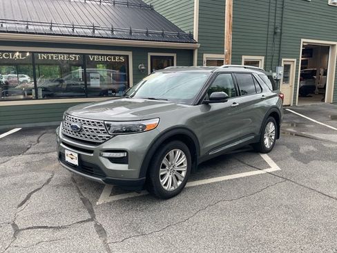 Used 2020 Ford Explorer Limited AWD/4WD image 3