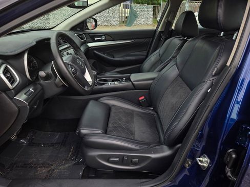 Used 2017 Nissan Maxima SR w/ Midnight Edition FWD image 19