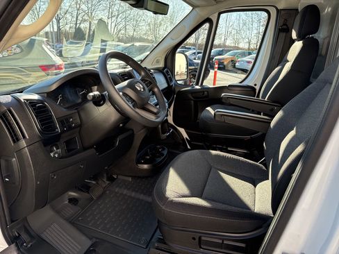 Used 2023 RAM ProMaster 3500 w/ Convenience Group image 20