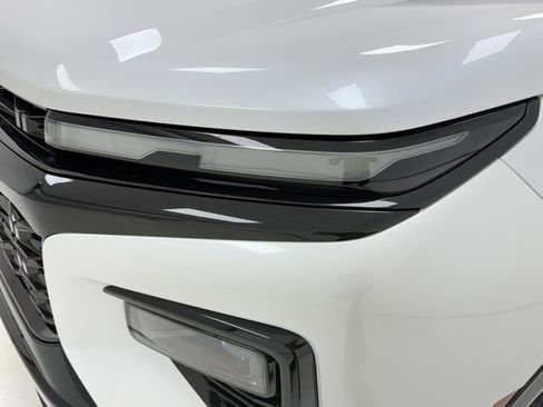Used 2025 Chevrolet Traverse RS w/ LPO, Floor Liner Package FWD image 6