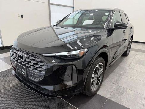 Certified 2025 Audi Q5 Premium w/ Convenience Package AWD/4WD image 6