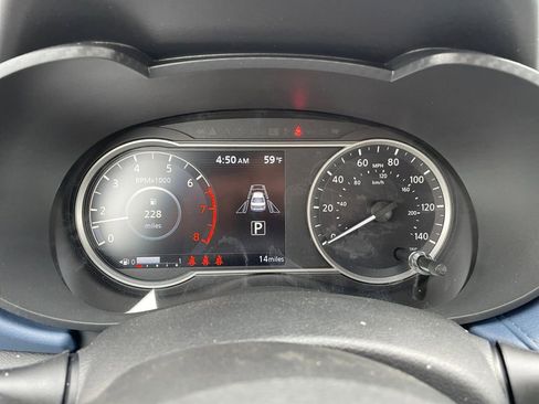 New 2025 Nissan Versa SV w/ Trunk Package image 19