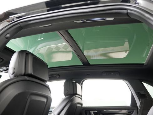 Certified 2023 Porsche Cayenne AWD/4WD image 22