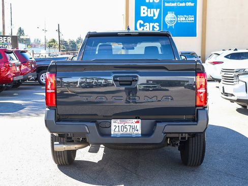 Used 2025 Toyota Tacoma SR RWD image 9
