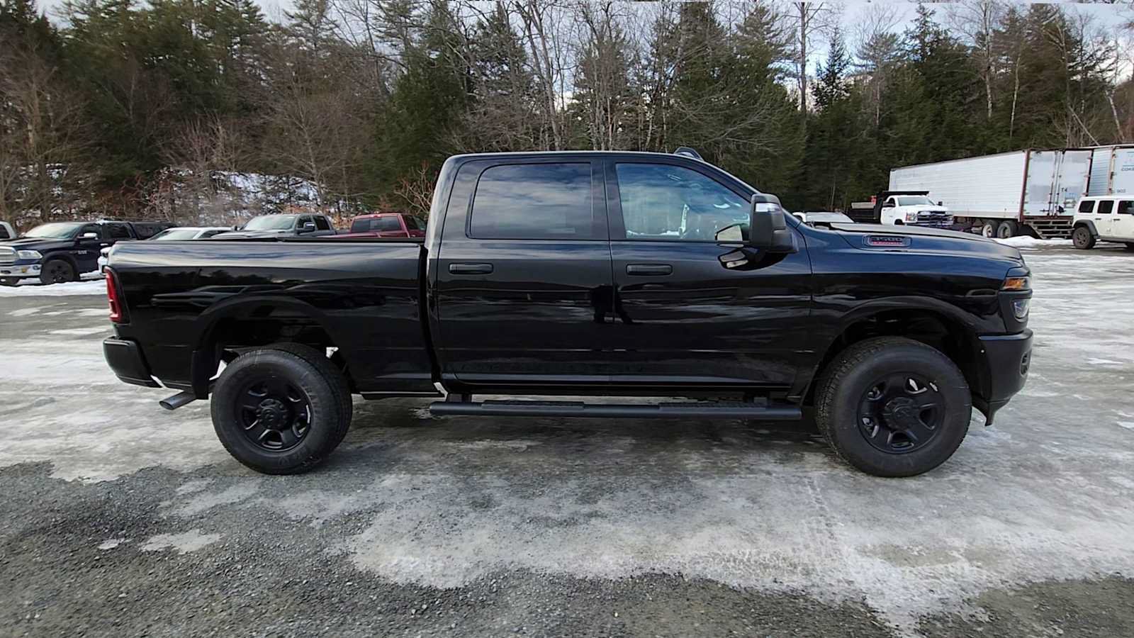 New 2026 RAM 3500 Tradesman AWD/4WD image 9