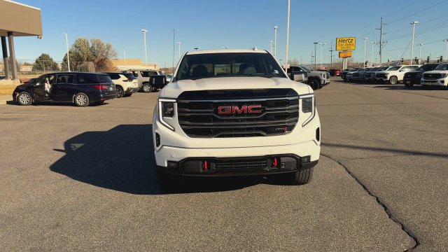 Used 2025 GMC Sierra 1500 AT4 w/ Technology Package AWD/4WD image 3