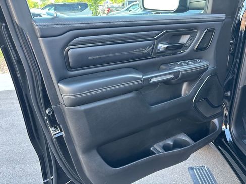 Used 2022 RAM 1500 Limited AWD/4WD image 3