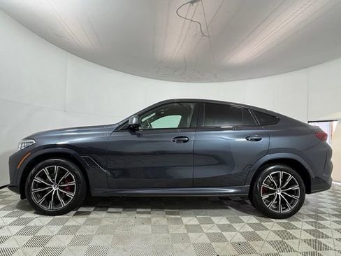 Used 2022 BMW X6 xDrive40i w/ Executive Package AWD/4WD image 4