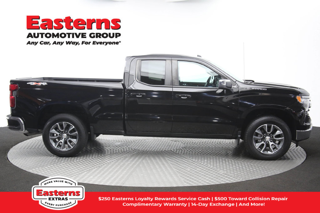 Used 2023 Chevrolet Silverado 1500 LT w/ Convenience Package II AWD/4WD image 46