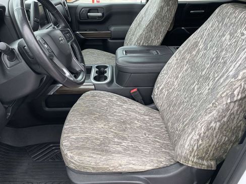 Used 2020 Chevrolet Silverado 1500 RST AWD/4WD image 13
