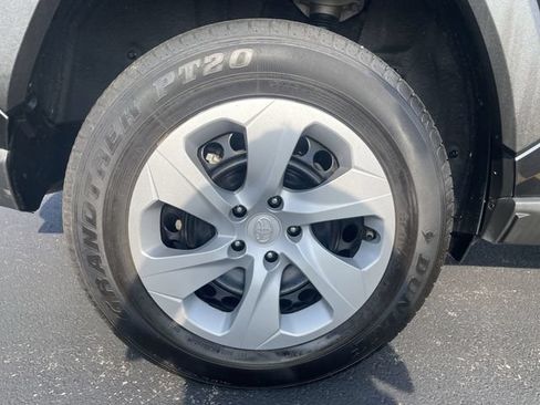 Used 2024 Toyota RAV4 LE AWD/4WD image 35