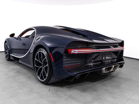 Used 2018 Bugatti Chiron AWD/4WD image 4