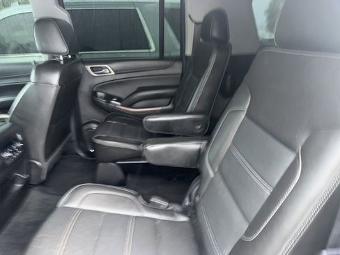 Used 2018 GMC Yukon XL Denali w/ Denali Ultimate Package AWD/4WD image 3