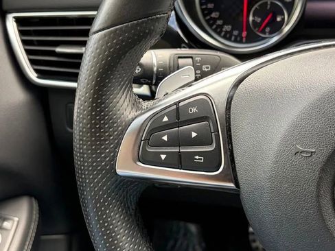 Used 2019 Mercedes-Benz GLE 43 AMG 4MATIC image 32