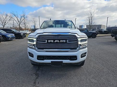 Used 2024 RAM 2500 Laramie image 2