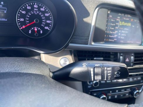 Used 2016 Kia Optima LX w/ Technology Package FWD image 25
