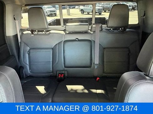 Used 2023 GMC Sierra 3500 Denali w/ Denali Black Diamond Edition AWD/4WD image 19