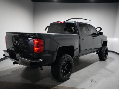 Used 2018 Chevrolet Silverado 1500 LT w/ All Star Edition image 28