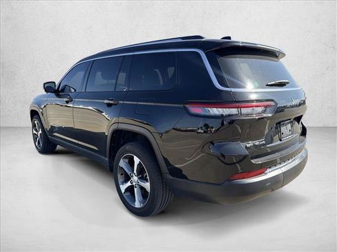Used 2023 Jeep Grand Cherokee L Limited AWD/4WD image 7