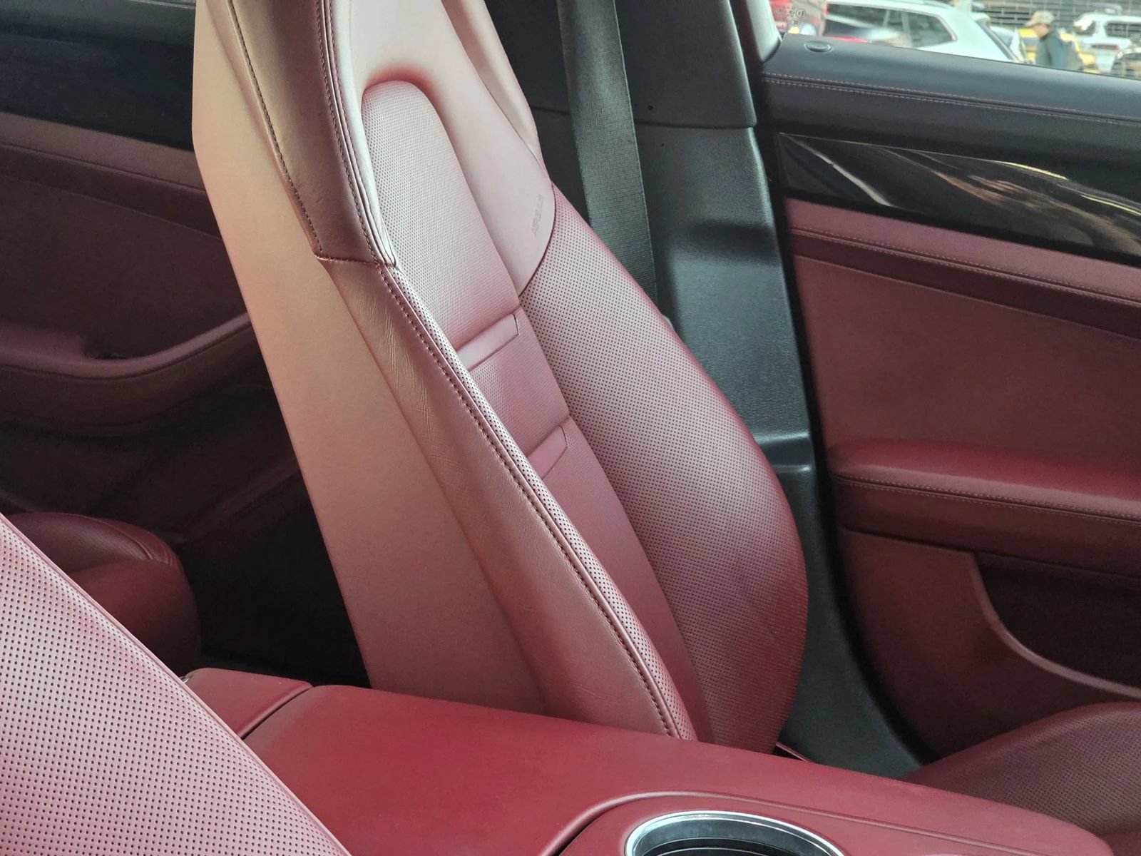 Used 2019 Porsche Panamera 4 AWD/4WD image 39