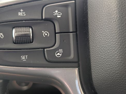 Used 2022 Chevrolet Silverado 1500 LT RWD image 33