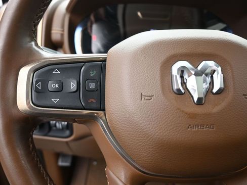 Used 2024 RAM 2500 Limited image 2