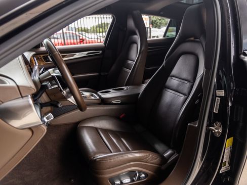 Certified 2018 Porsche Panamera 4S AWD/4WD image 5