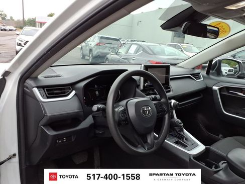Used 2024 Toyota RAV4 XLE FWD image 14