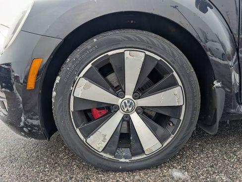 Used 2013 Volkswagen Beetle 2.0T image 24