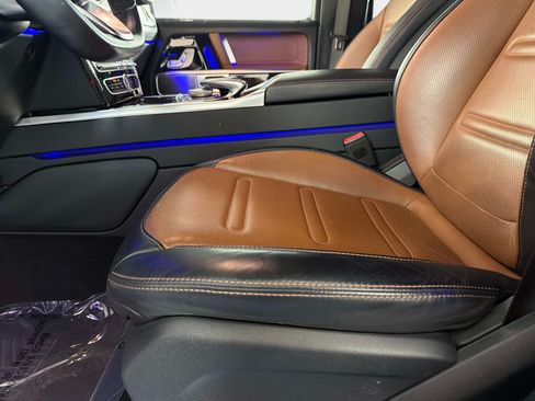 Used 2022 Mercedes-Benz G 550 image 32