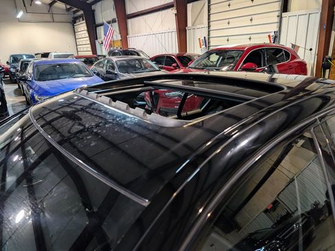 Used 2016 BMW 528i xDrive Sedan image 3