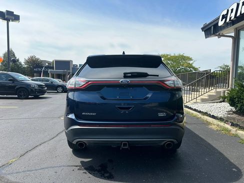 Used 2017 Ford Edge SEL w/ Equipment Group 201A AWD/4WD image 4