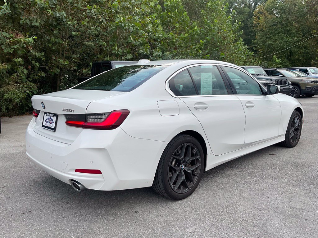 Used 2026 BMW 330i xDrive Sedan AWD/4WD image 6