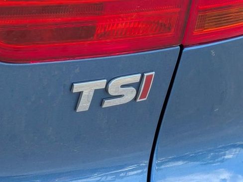 Used 2017 Volkswagen Tiguan S FWD image 11