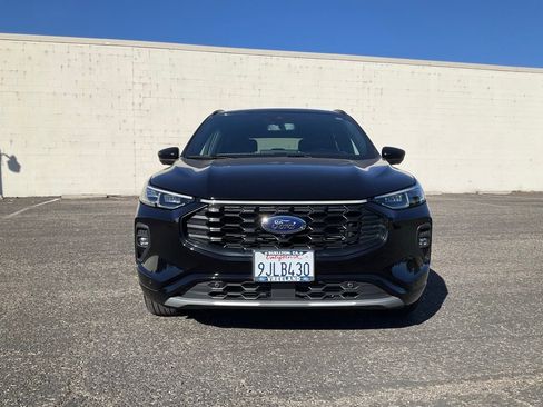 Used 2024 Ford Escape ST-Line Elite w/ Premium Technology Package image 16