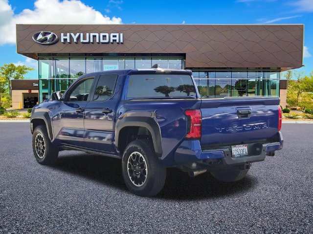 Used 2025 Toyota Tacoma TRD Off-Road AWD/4WD image 6