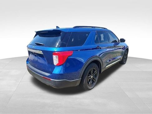 Used 2023 Ford Explorer XLT RWD image 31