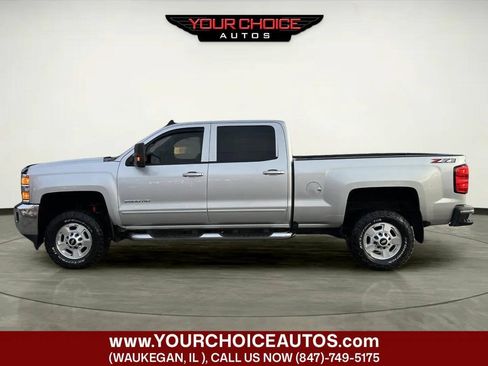 Used 2018 Chevrolet Silverado 2500 LT w/ All Star Edition AWD/4WD image 2