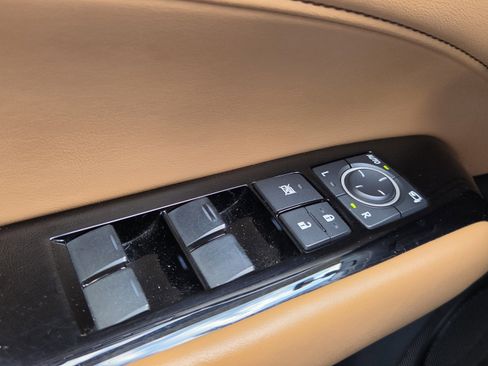 Used 2015 Lexus GS 350 w/ Premium Package RWD image 27