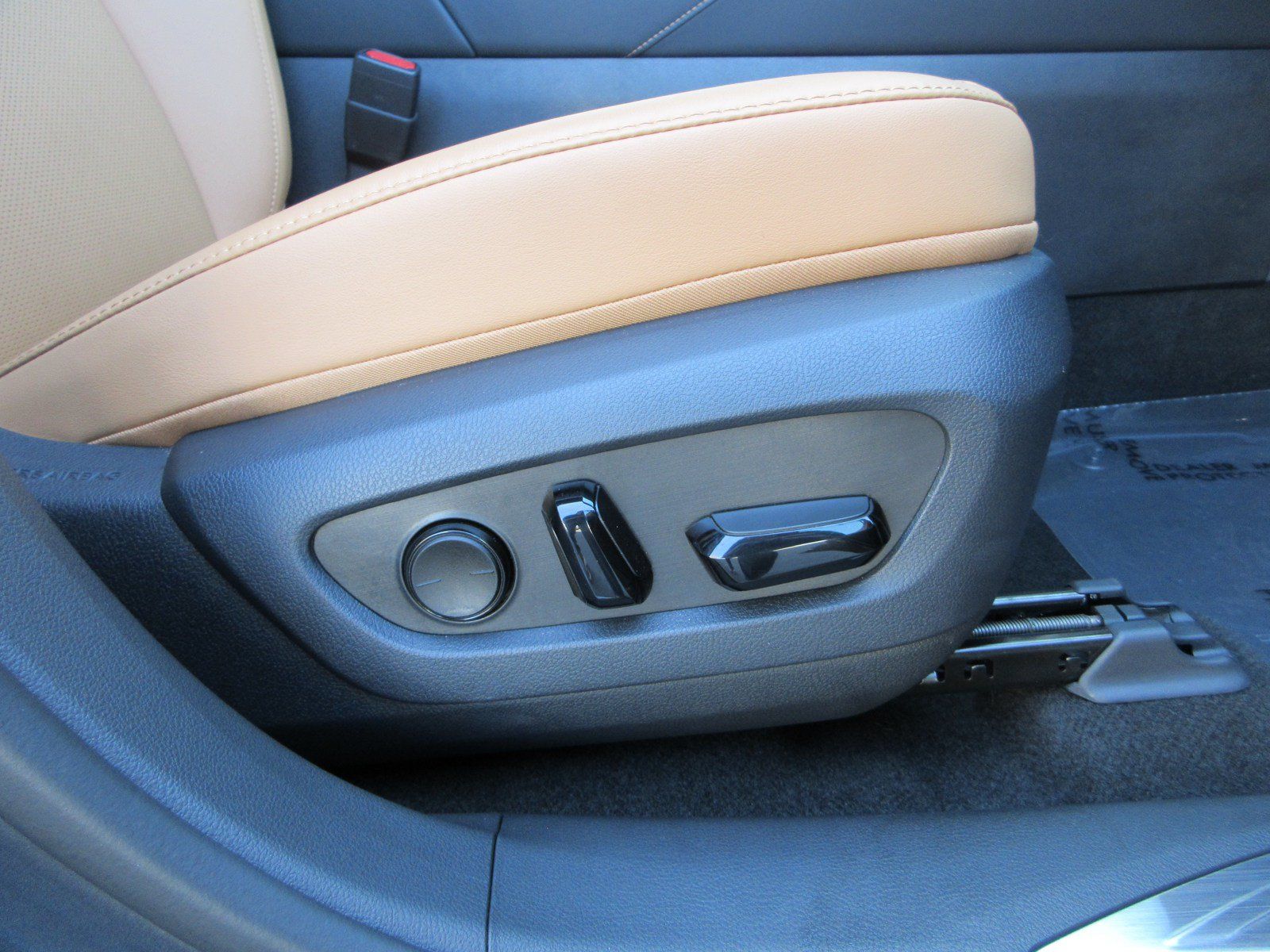 Used 2026 Lexus RX 350h w/ Convenience Package AWD/4WD image 25