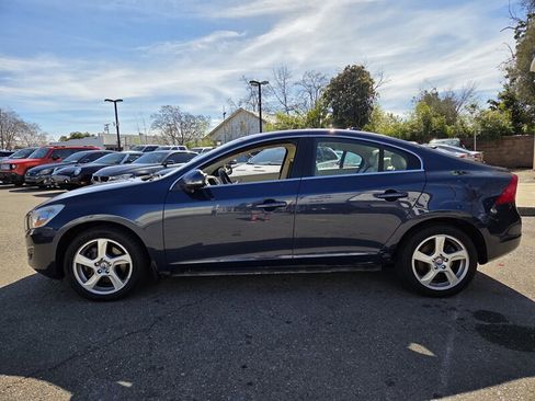 Used 2012 Volvo S60 T5 image 3