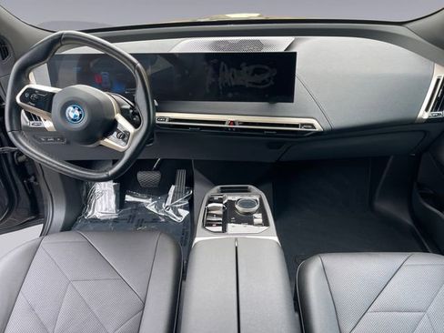 Used 2024 BMW iX xDrive50 w/ Convenience Package AWD/4WD image 12